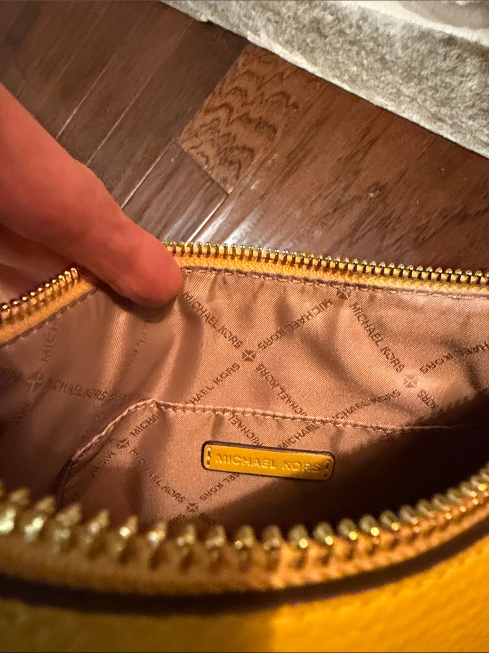 NWT Michael Kors Honey Carmella Las Vegas Patchwork Shoulder Bag - Picture 5 of 11